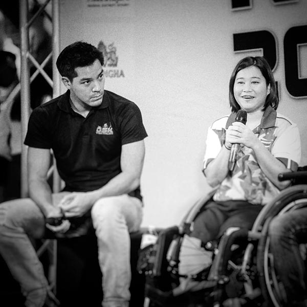 หญิง รฐา ตุลย์ ตุลยเทพ