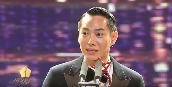 เป๊ก ผลิตโชค, 