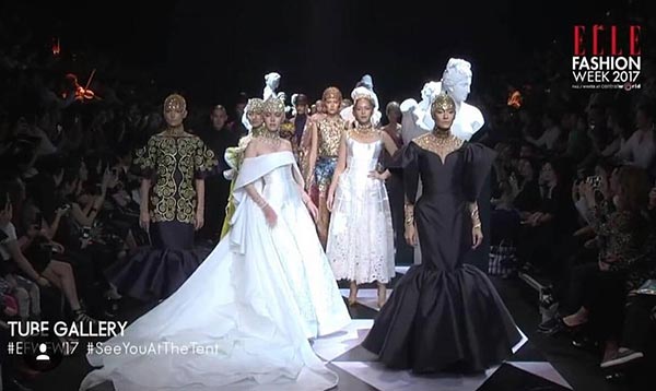 ใหม่ ดาวิกา