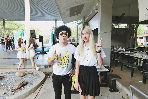 ดีเจพล่ากุ้ง