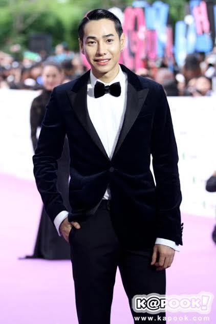 เป๊ก ผลิตโชค, 