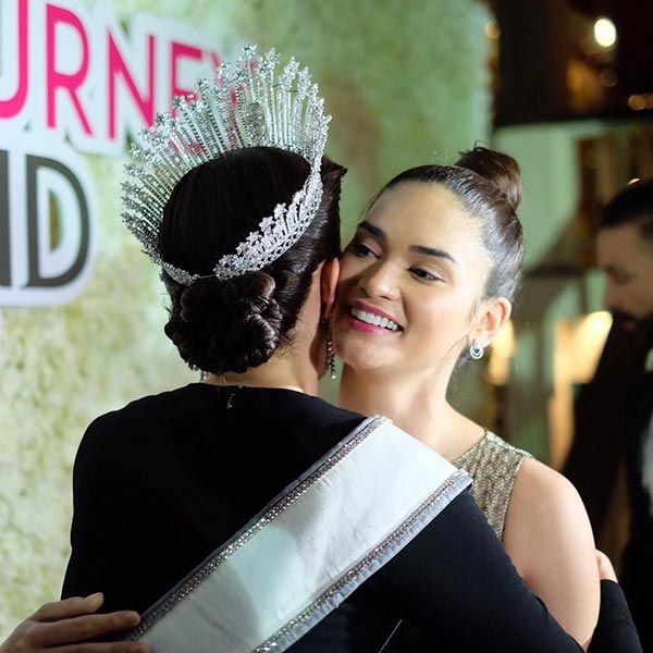 มารีญา พูนเลิศลาภ ปิอา อะลอนโซ