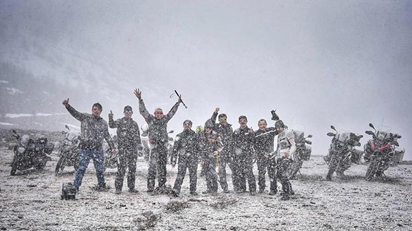 แพทตี้ พิมพาภรณ์ เจ็ท ณัฐพงศ์