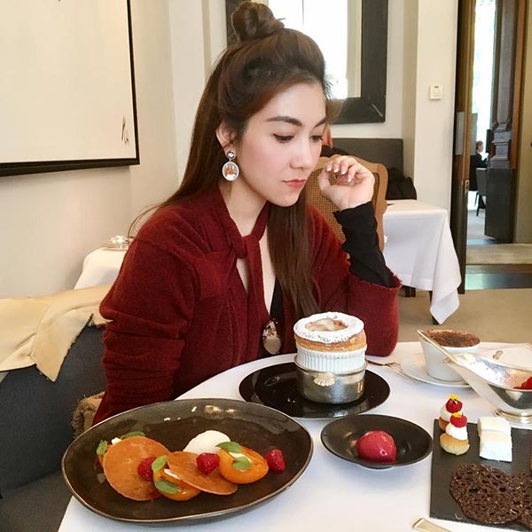 วุ้นเส้น วิริฒิพา