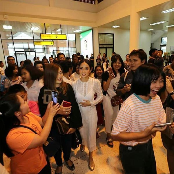 แต้ว ณฐพร