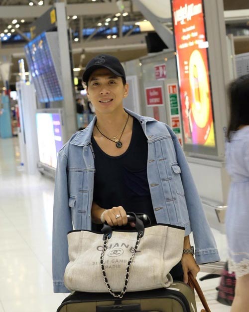 ต้อย แอคเนอร์