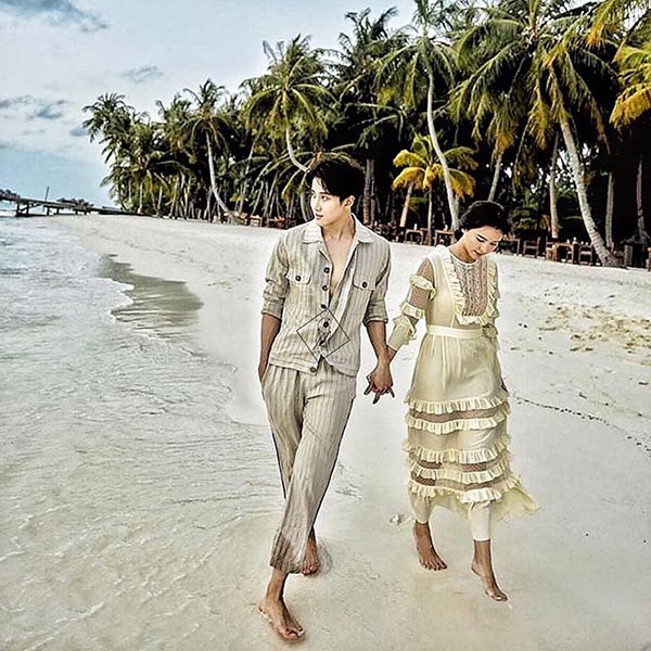 ไมค์ ออม