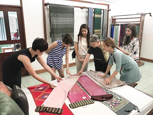 ฟลุค จิระ แอปเปิ้ล สีสะเหงียน