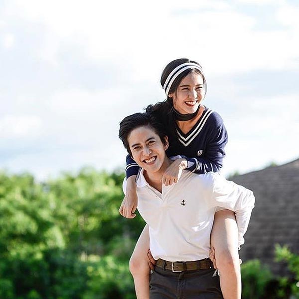 ไมค์ ออม