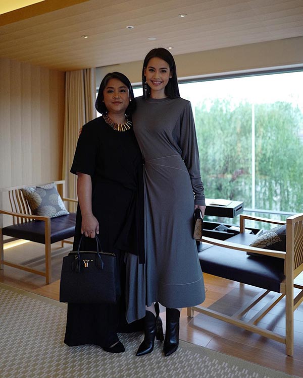 แม่ลูกดารา