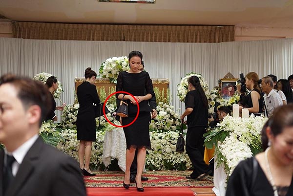 อั้ม พัชราภา ญาญ่า อุรัสยา