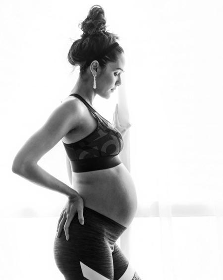 ชมพู่ อารยา