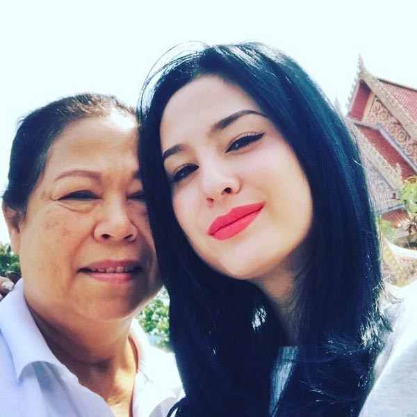 ขวัญ กอล์ฟ