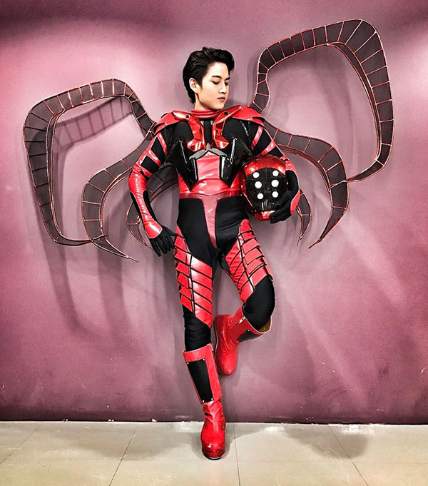 หน้ากากแมงมุม