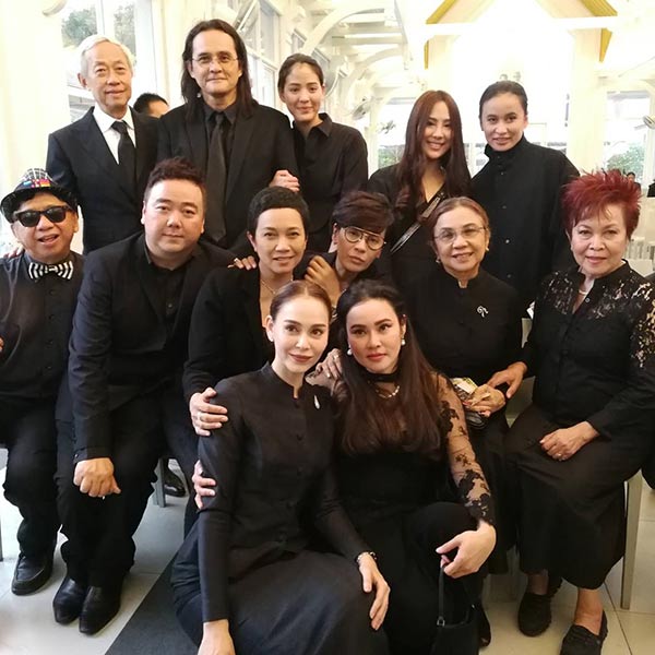 แอม เสาวลักษณ์ เปิ้ล หัทยา