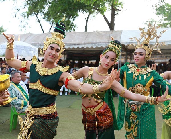 ณเดช ญาญ่า