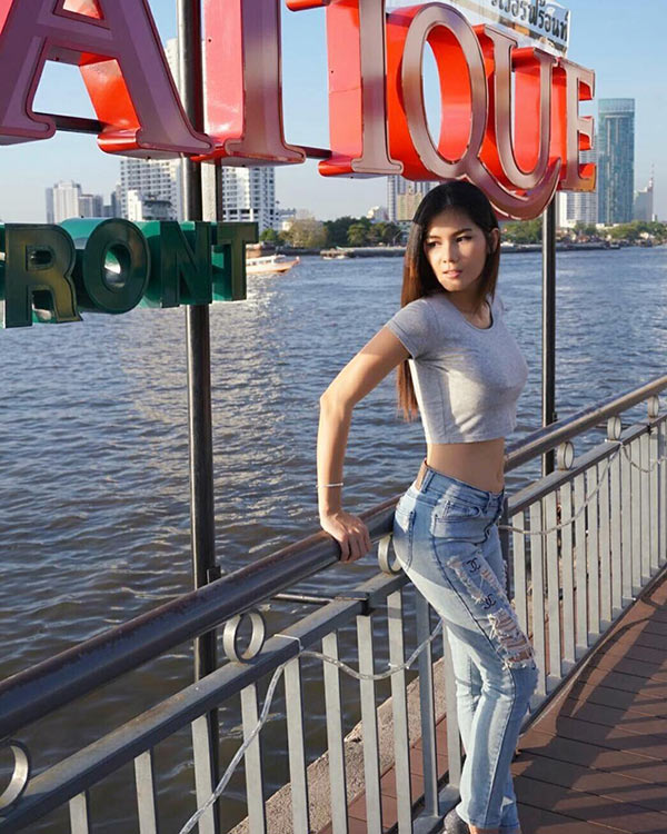 แน๊ต เกศริน