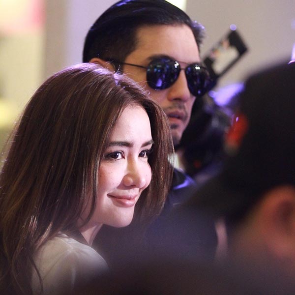 ศรราม นิโคล