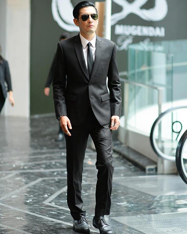 ศรราม นิโคล