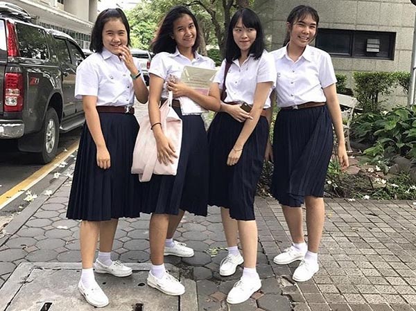 น้องฟลุ๊ค ลูกสาว สุเทพ สีใส