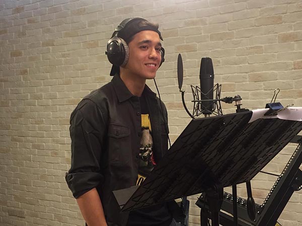 อเล็กซ์ เต้ย