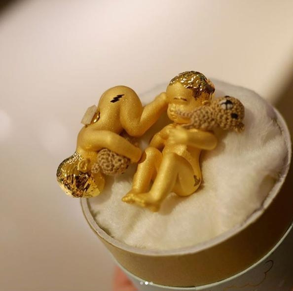 ชมพู่ น็อต