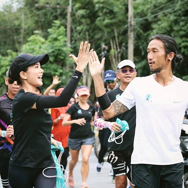 ตูน ก้อย