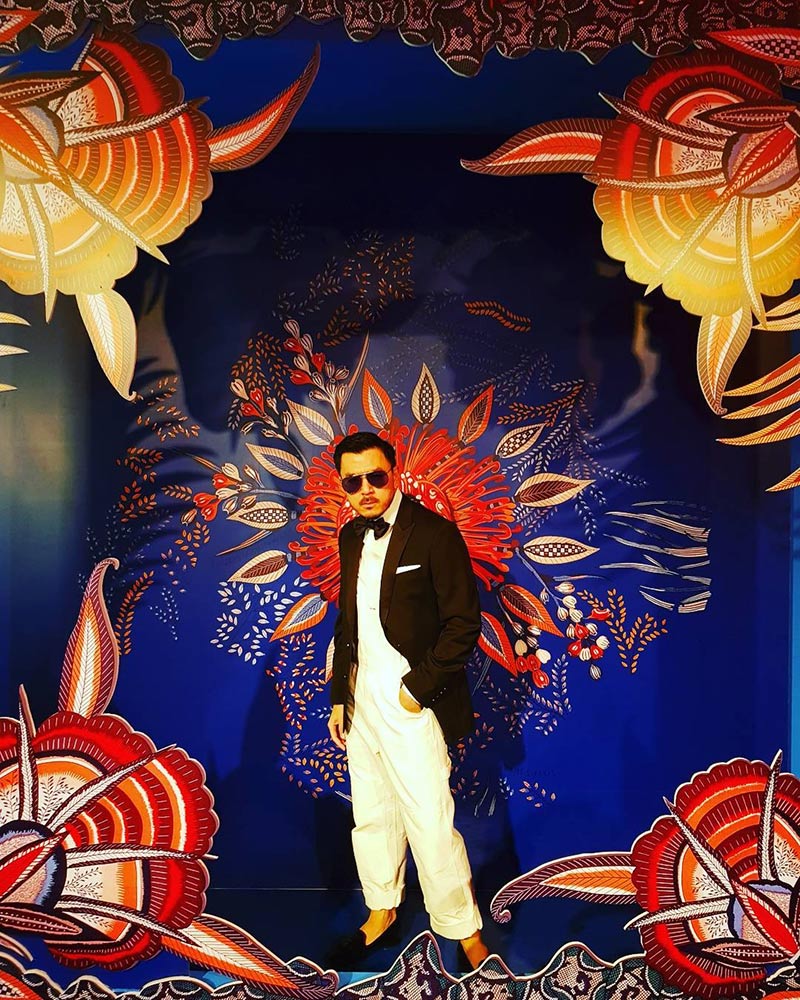 มารีญา พูลเลิศลาภ