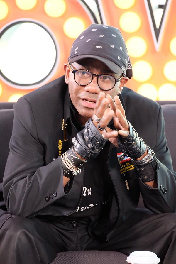 โจอี้ บาซู