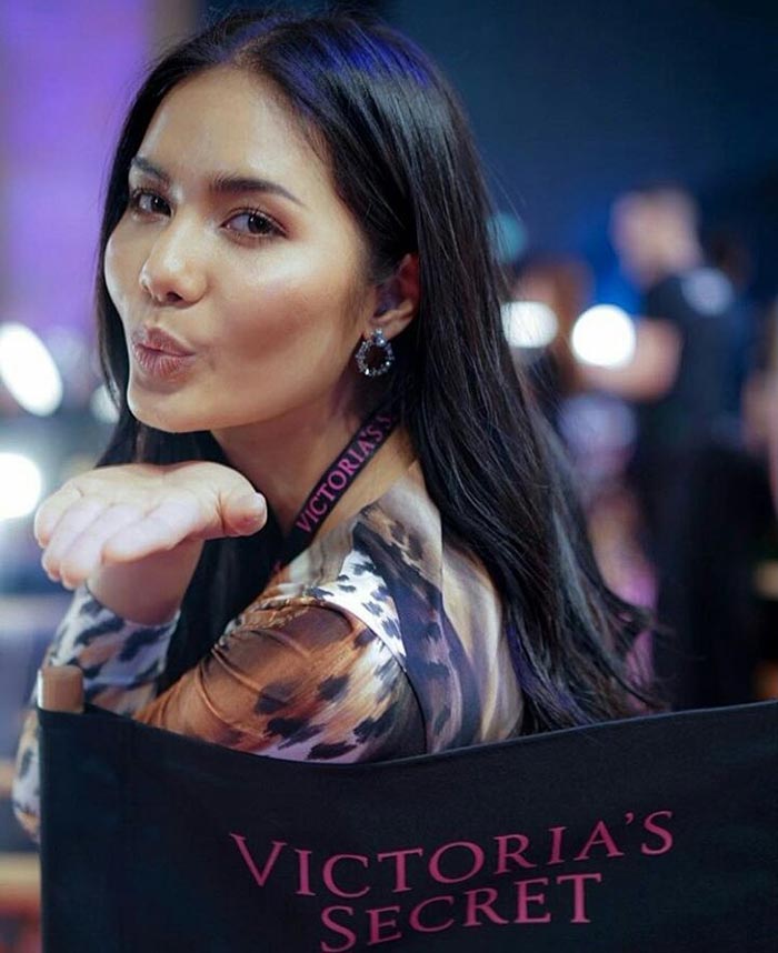 ใหม่ ดาวิกา น้ำตาล ชลิตา