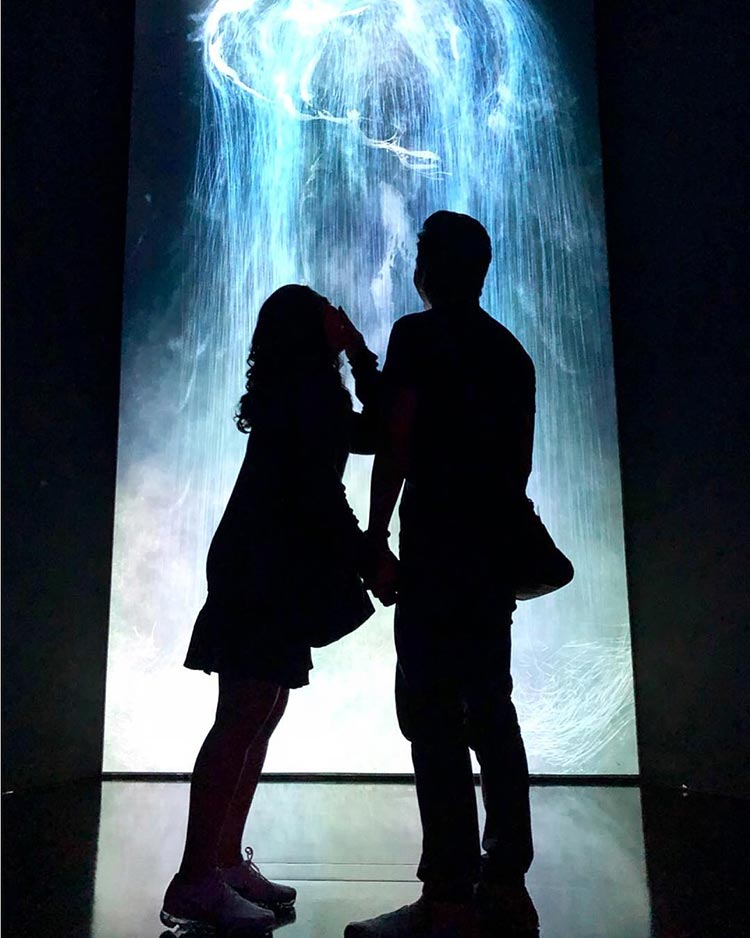 ชาคริต แย้มนาม แอน ภัททิรา