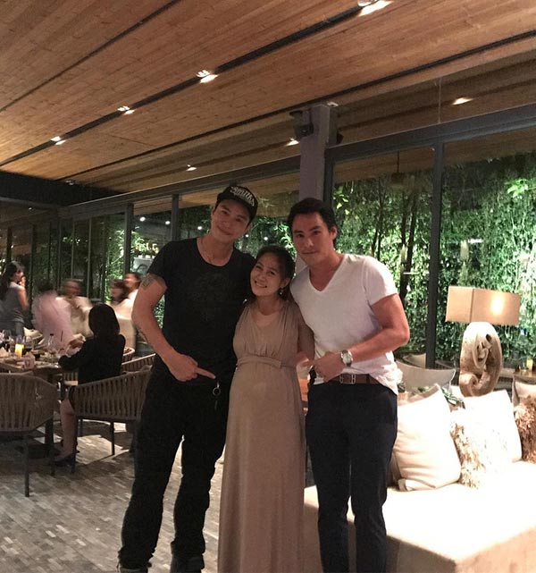 ไฮโซน้ำหวาน คลอดลูก