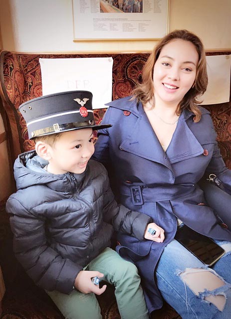 ตั๊ก บงกช