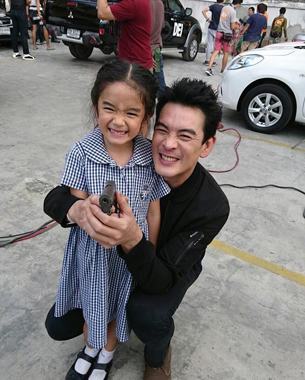 แอนแฟนชาคริต แย้มนาม