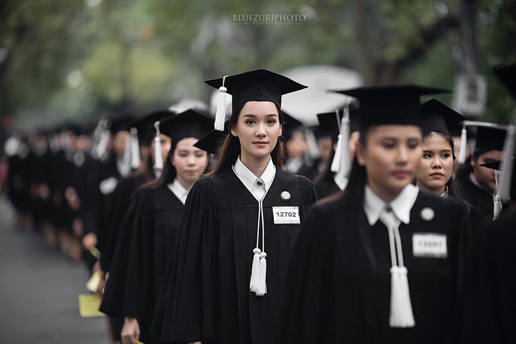 เดียร์น่า ฟลีโป รับปริญญา