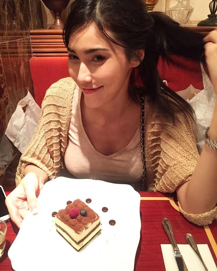 แฟนแอมป์ พีรวัศ