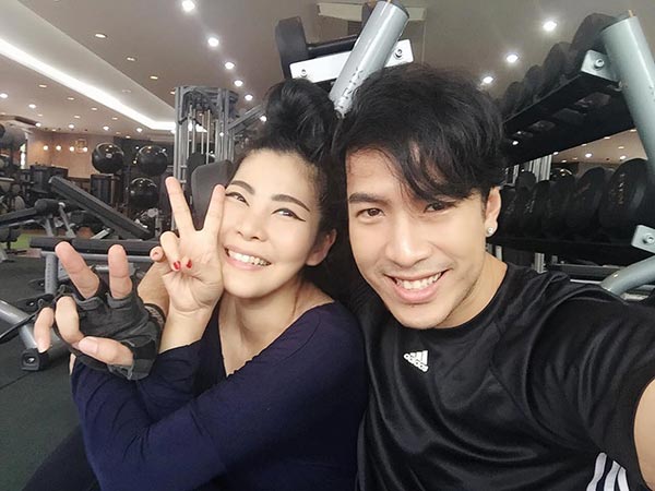 โย่ง อาร์มแชร์