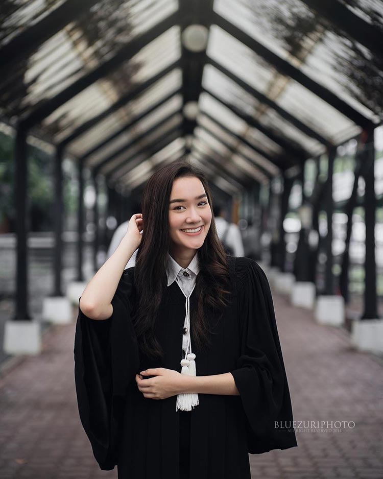 เดียร์น่า ฟลีโป รับปริญญา