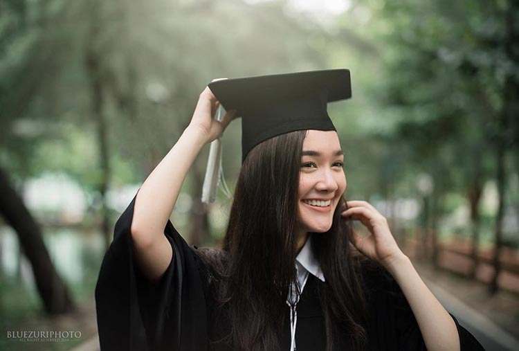 เดียร์น่า ฟลีโป รับปริญญา