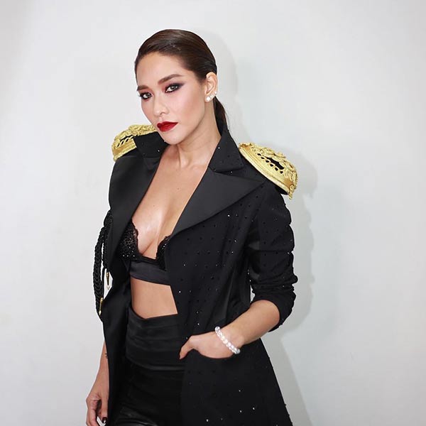 พลอย เฌอมาลย์