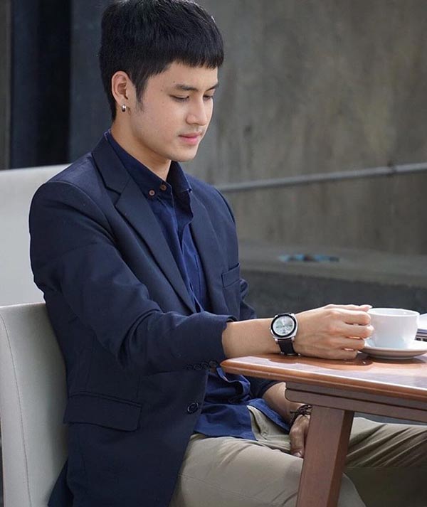 เก้า จิรายุ