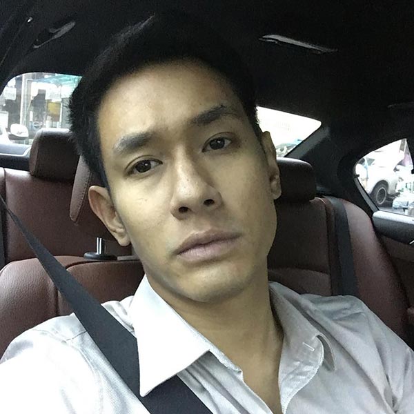 อ๋อม อรรคพันธ์