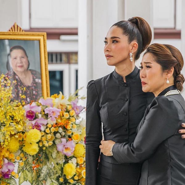 อีฟ พุทธิดา พลอย เฌอมาลย์