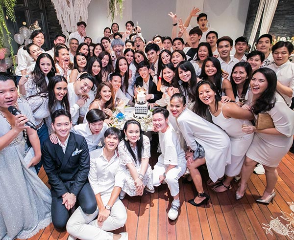 ไฮโซจิ๊บ เสาวนีย์