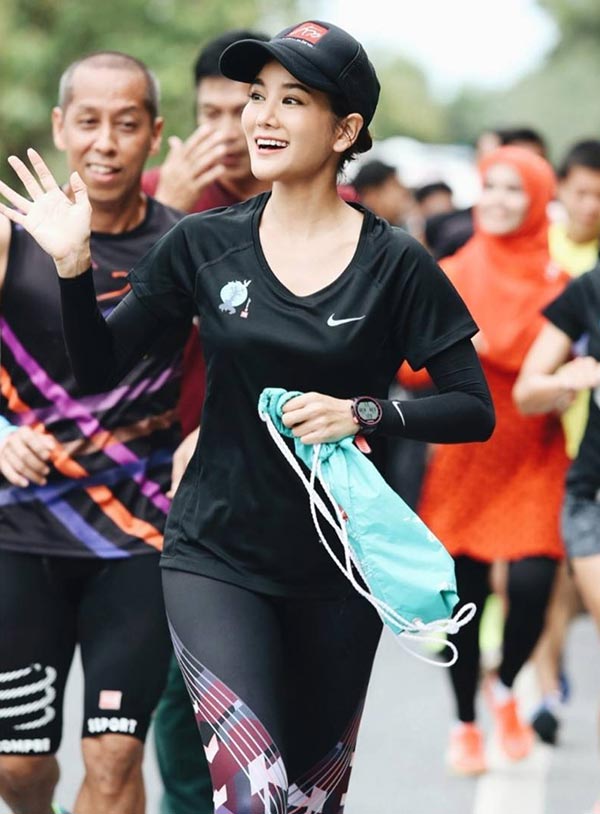 ตูน ก้อย