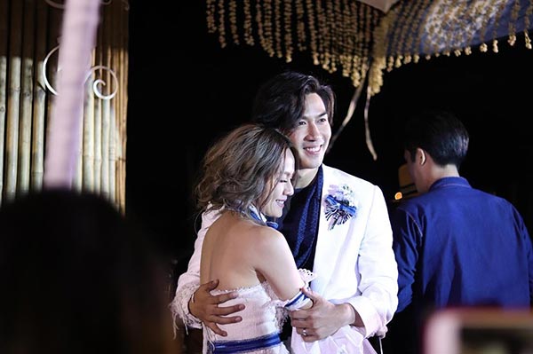 เป๊ก นิว แต่งงาน