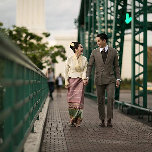 เป๊ก นิว หมั้น