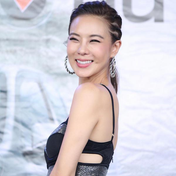 คริส หอวัง 