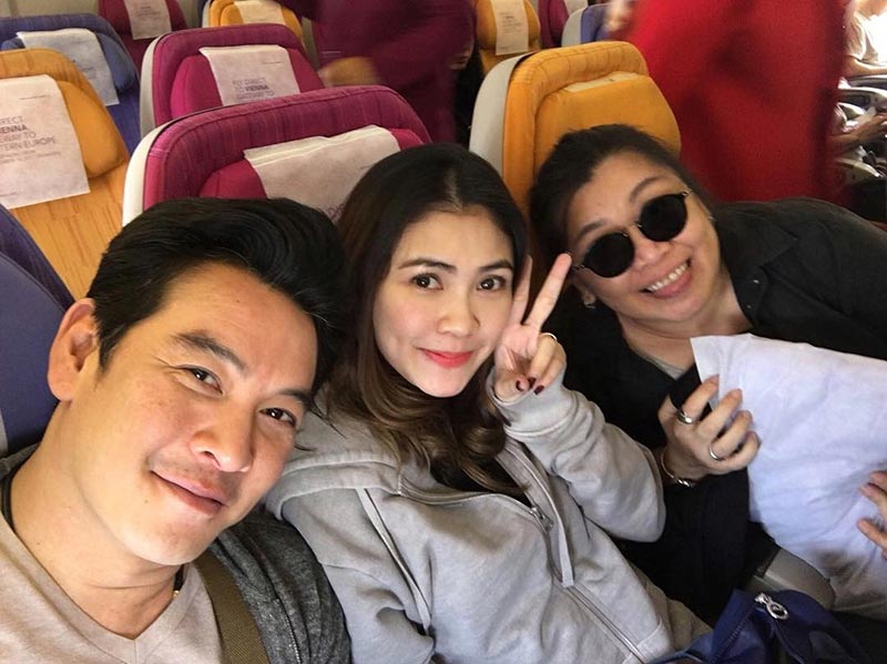 ชาคริต แย้มนาม แอน ภัททิรา