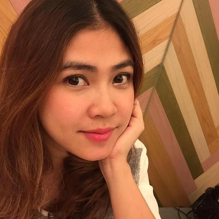 ชาคริต แย้มนาม แอน ภัททิรา